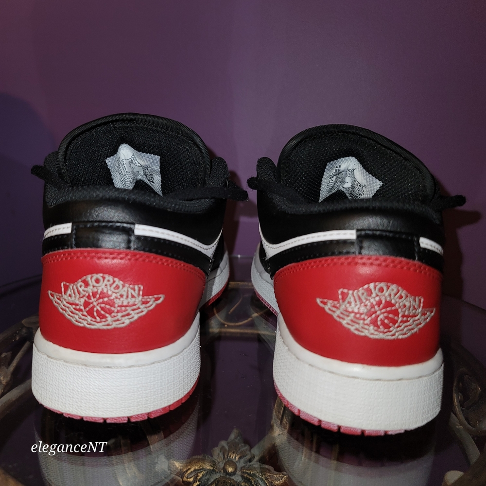 Nike Air Jordan 1 Low  Black/ White and Varsity Red Sneakers Sz: 6Y - Picture 8 of 11